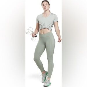 Women's reebok Green Leggings‎